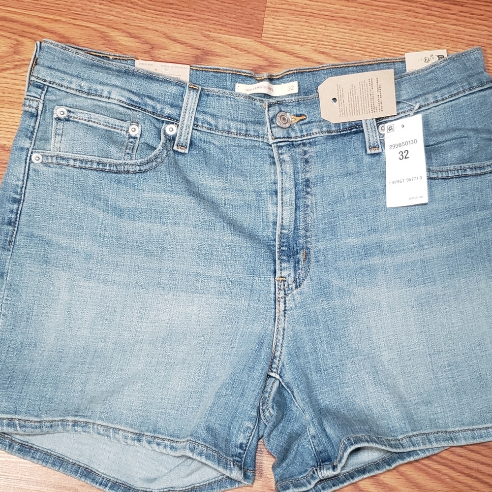 Levi Mid Thigh Shorts